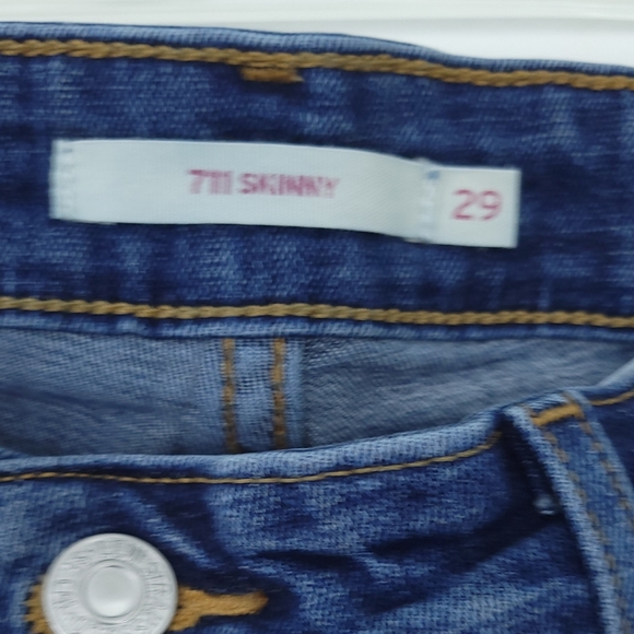 Levis 711 Skinny Size 29 Blue Jeans Denim Stretchy Jeans Mid-Wash, Mid-Rise - Picture 4 of 5